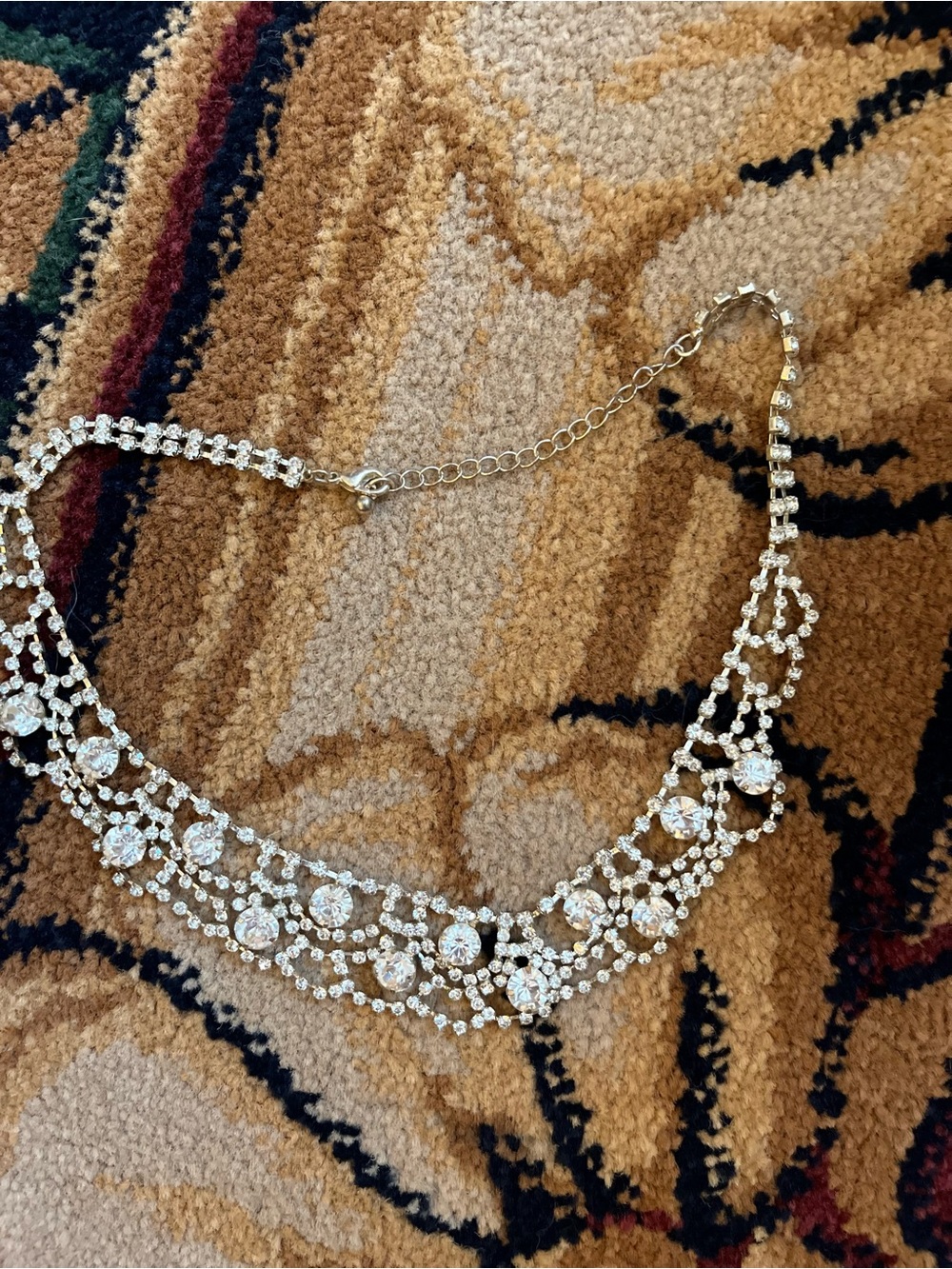 NWOT Fashion Nova Crystal Statement Choker Necklace - Gold Tone